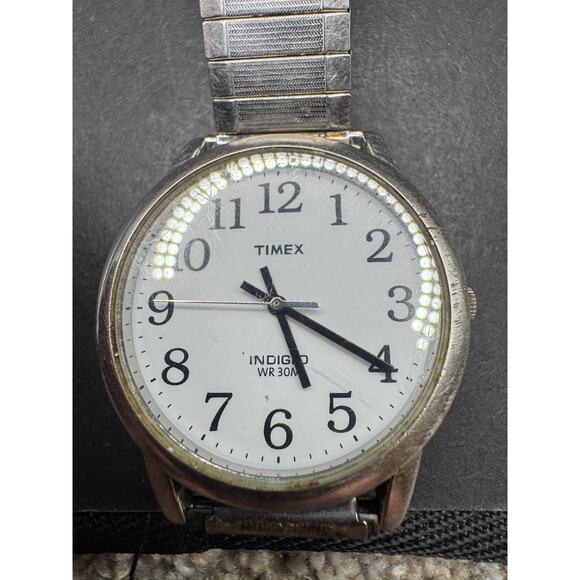 VINTAGE Timex Men's Easy Reader Expansion Indiglo Watch Silver Tone 35mm Working - Picture 2 of 11